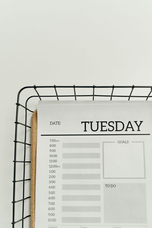 Simple Cleaning Schedule for the Whole Week to Keep Your Home Tidy